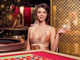 Live Casino dengan dealer profesional di 4dslot